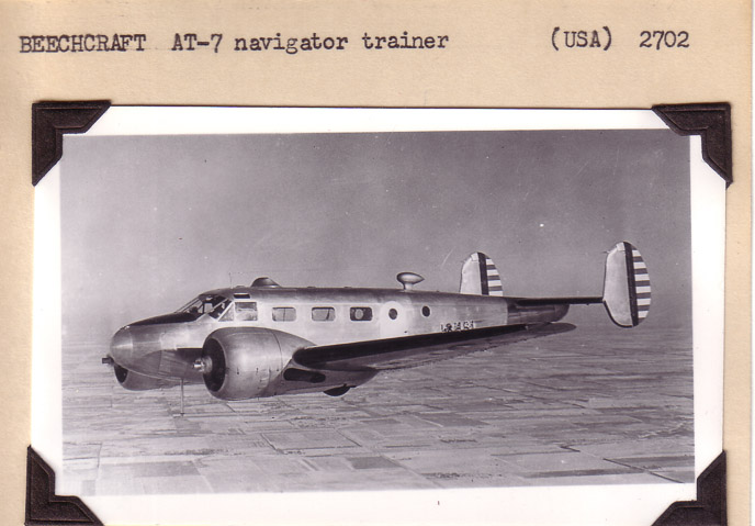 Beechcraft-AT7-2