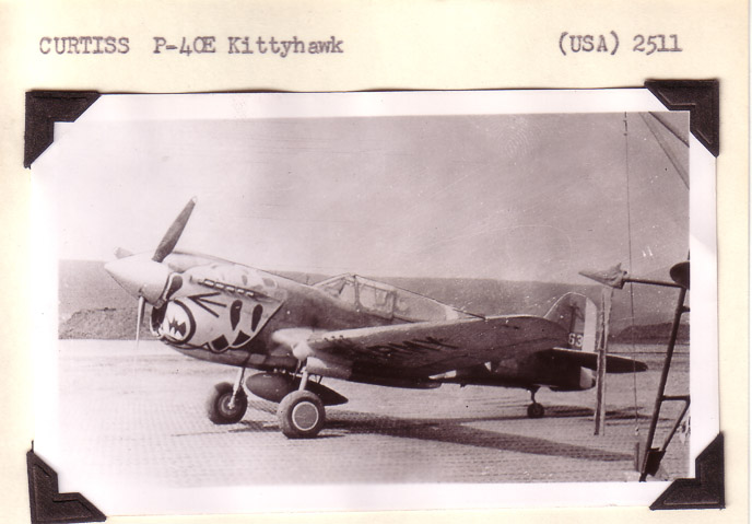 Curtiss-P40E