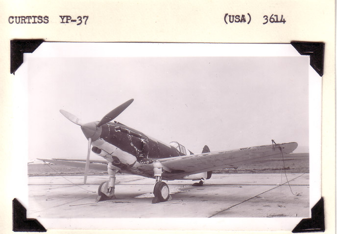 Curtiss-YP37