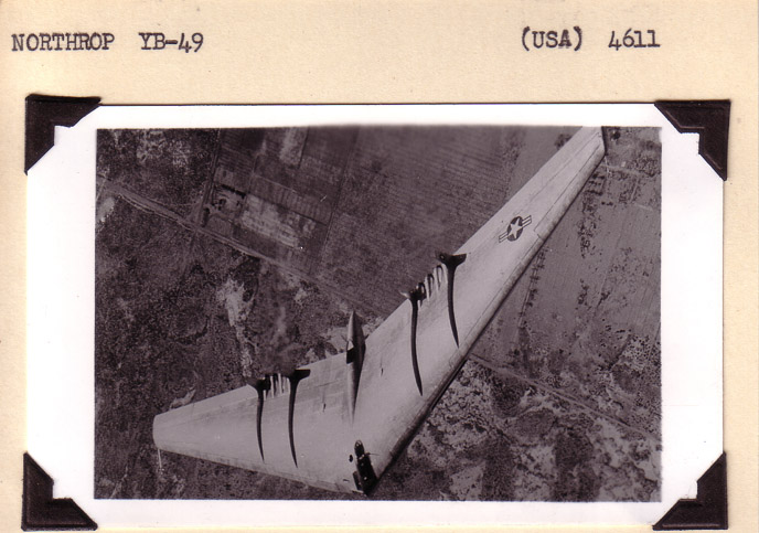 Northrop-YB49-2