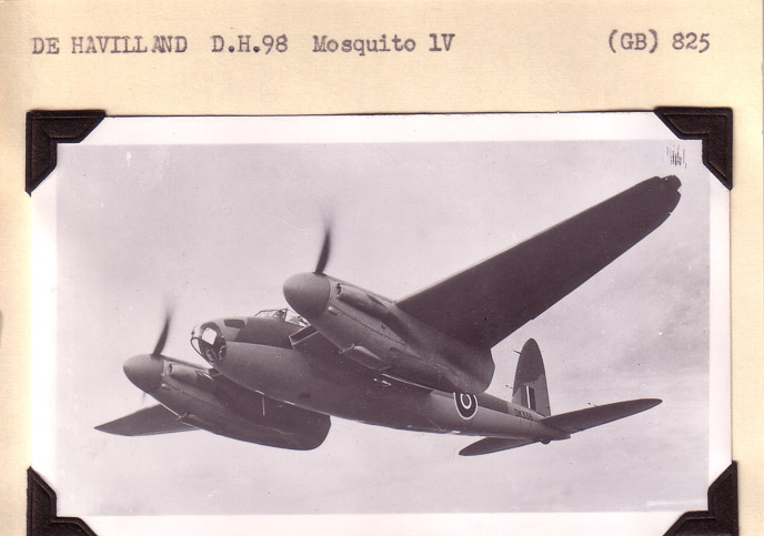 DeHavilland-Mosquito-1V-3