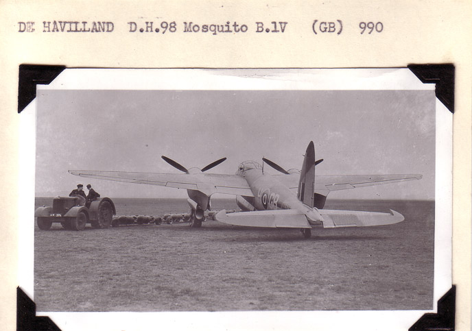 DeHavilland-Mosquito-B1V-2