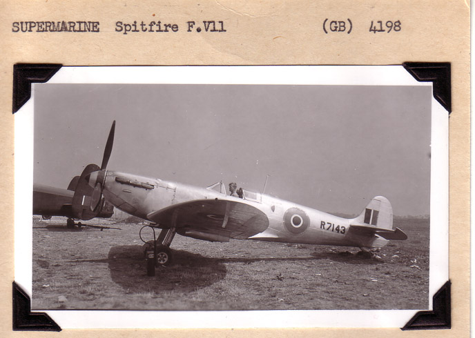 Supermarine-Spitfire3