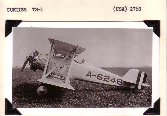 Curtiss-TS1-3