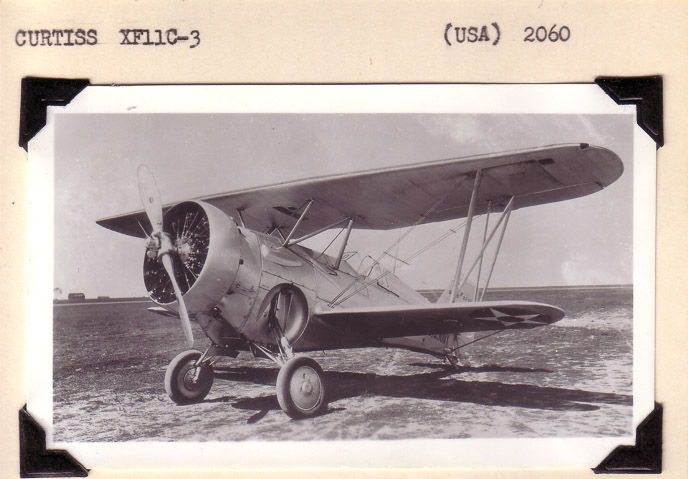 Curtiss-XF11C3-2