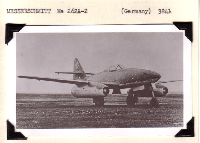 Messerschmitt-Me262-3