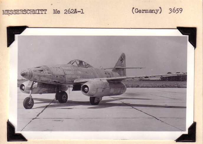 Messerschmitt-Me262-5