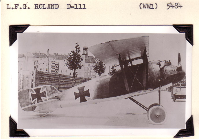 LFG-Roland-D111