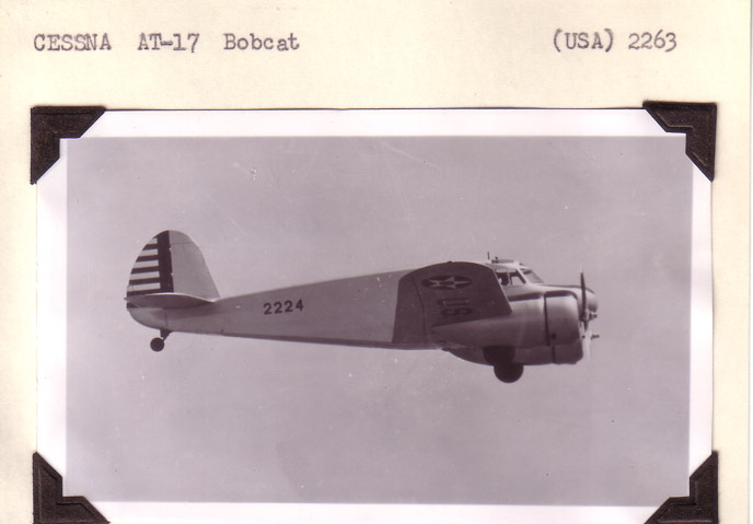Cessna-AT17