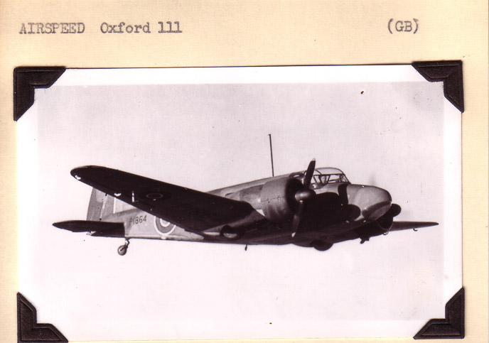 Airspeed-Oxford-111