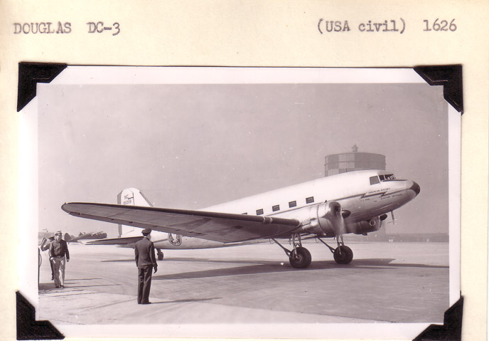 Douglas-DC3-2