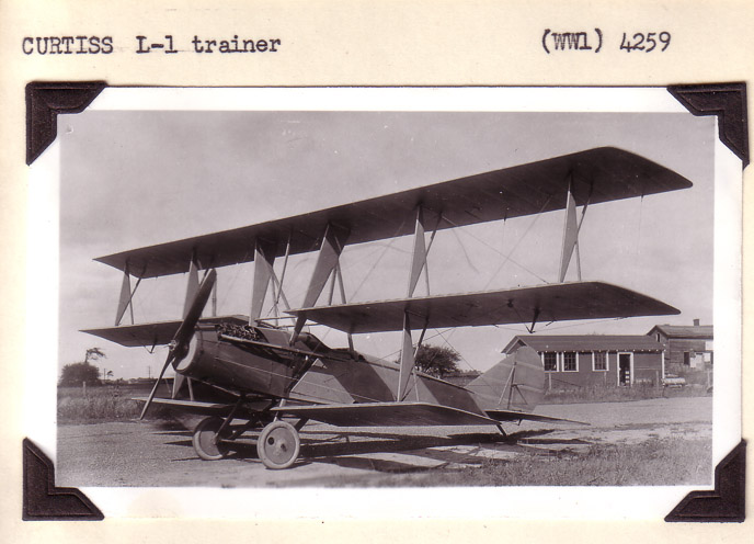 Curtiss-L1-3